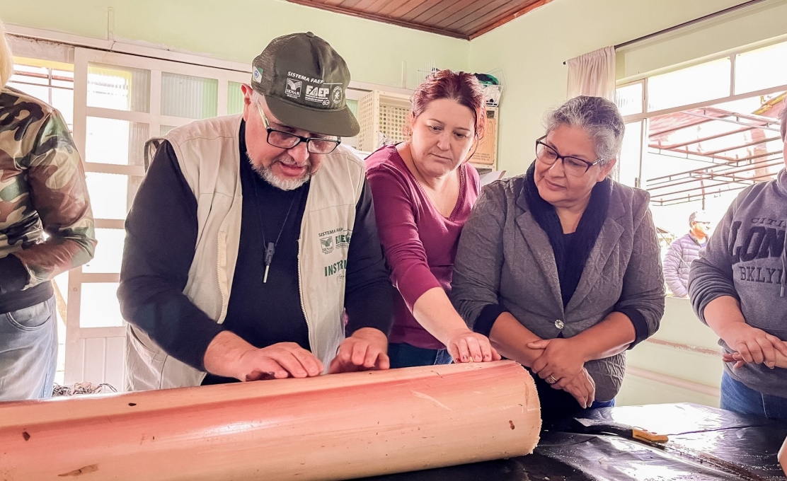 Morretes inicia curso de Taboa e Fibra de Bananeira pelo Programa MOVA