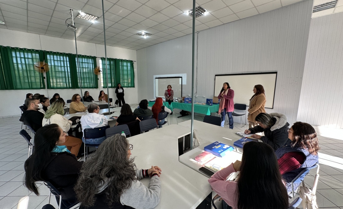 Formação Continuada Prepara Professoras da Rede Municipal de Morretes Para Aplicaç...