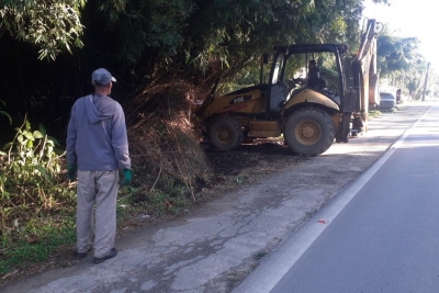 Prefeitura de Morretes avança com ações de limpeza urbana em diversos pontos da cidade