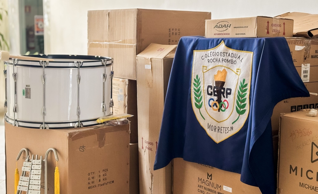 Prefeitura de Morretes entrega instrumentos musicais à FANCERP para fortalecer formação musical