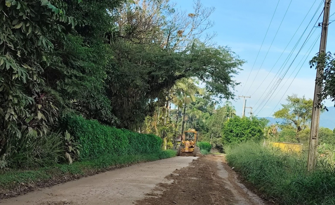 Secretaria de Infraestrutura Intensifica Serviços de Manutenção E Melhorias Em Est...