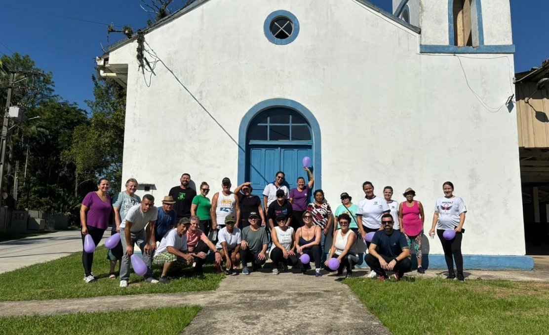 Prefeitura de Morretes realiza caminhada contra o sedentarismo e reúne 30 participantes na América de Baixo