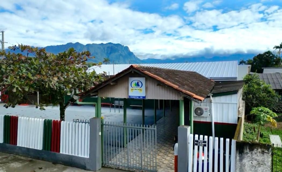 Escola Municipal Dulce Seroa da Motta Cherobim recebe melhorias e novo mobiliário para retorno das aulas