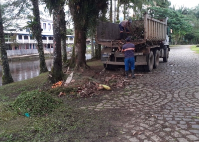 Prefeitura realiza ação de limpeza pública no Centro de Morretes