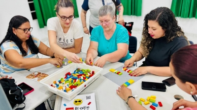 Escolas de Morretes recebem kits LEGO Braille Bricks para fortalecer a inclusão na aprendizagem