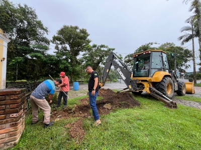 Prefeitura de Morretes realiza ação de desobstrução de bueiros em parceria com a Sanepar